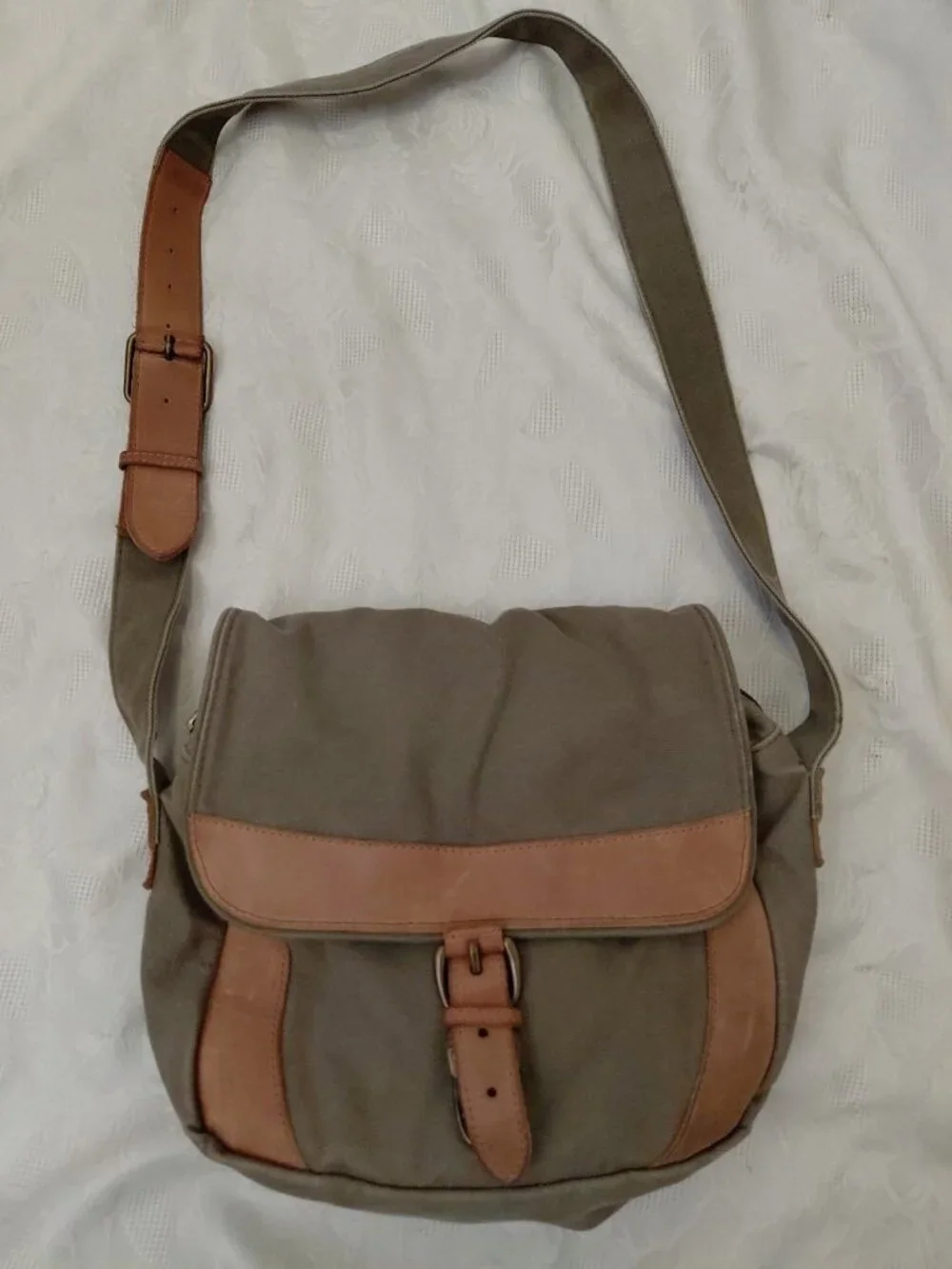L.L.Bean Vintage Messenger Bag Canvas Leather 11